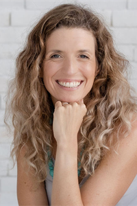 Dr Emma Waddington Dr Emma Waddington